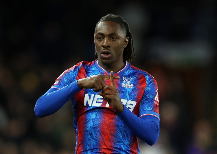 澳客-记者：枪手总监&amp;主帅在7月亲自说服埃泽，这是球员加盟枪手的关键